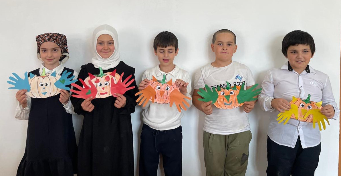 Умелые ручки: почему аппликация так нужна детям